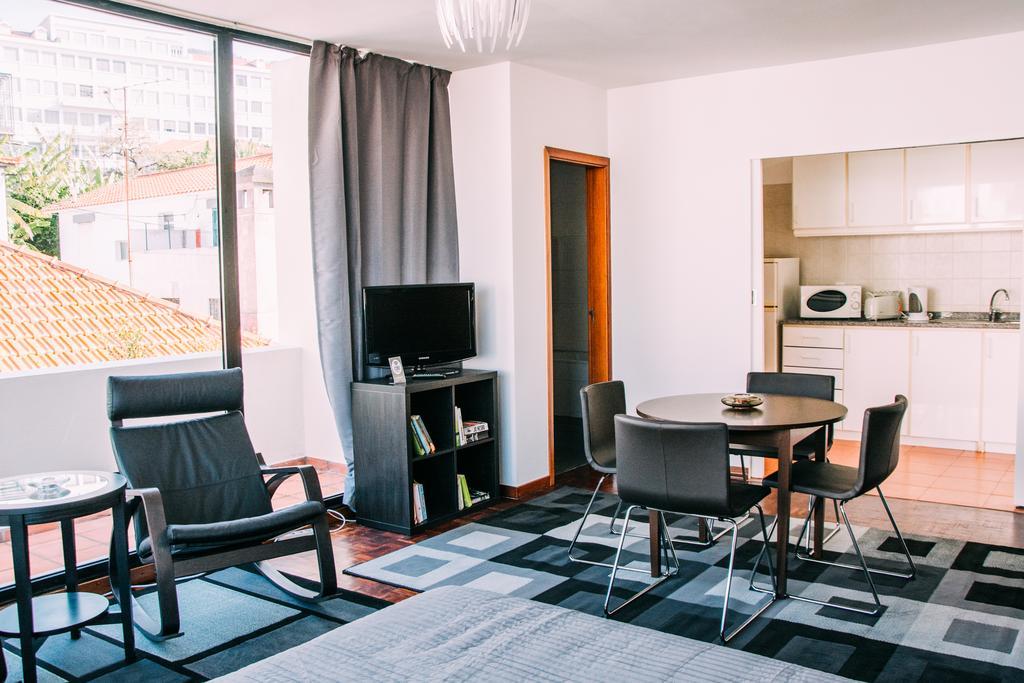 Arts In Apartments Pina Фуншал Екстериор снимка